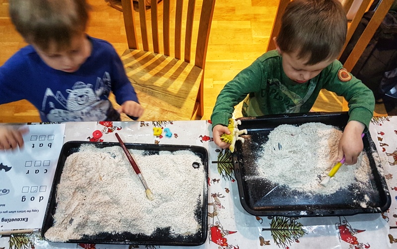 toddler-activities-letters